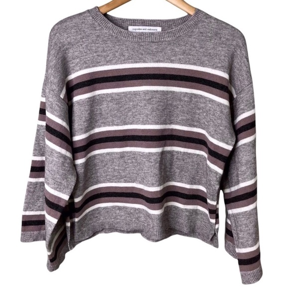 Cupcakes & Cashmere Armour Striped Sweater Bell Sleeve Size Small - Picture 2 of 10